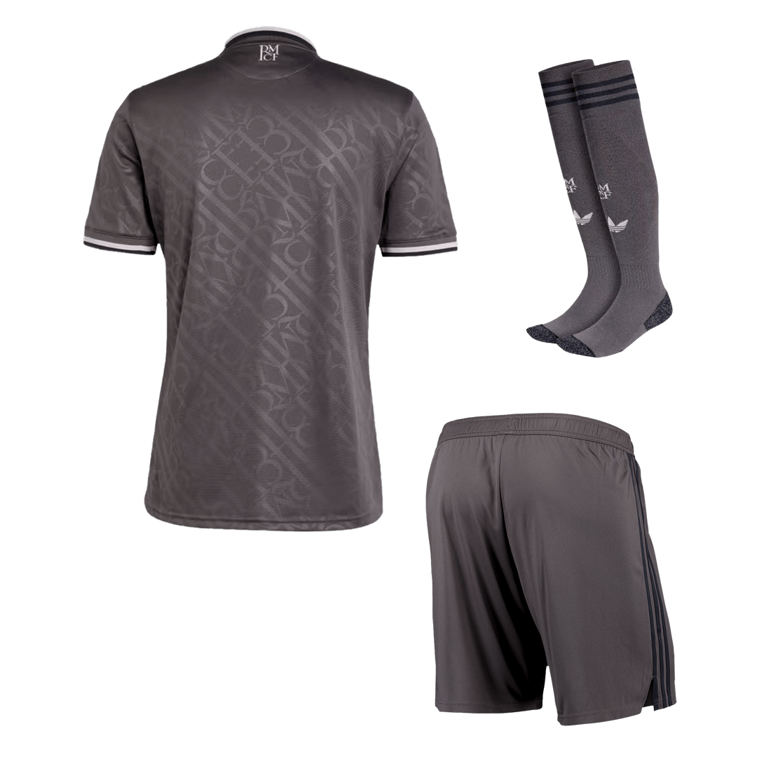 Set Tricouri Fotbal Real Madrid Treilea 2024/25 - Super.