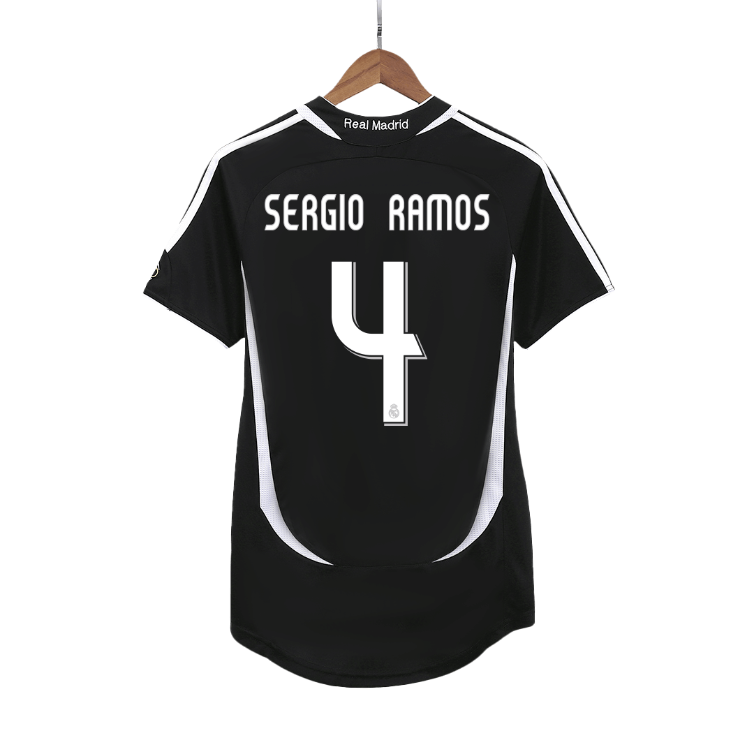 Tricouri Fotbal Vintage Real Madrid SERGIO RAMOS #4 Deplasare 2006/07