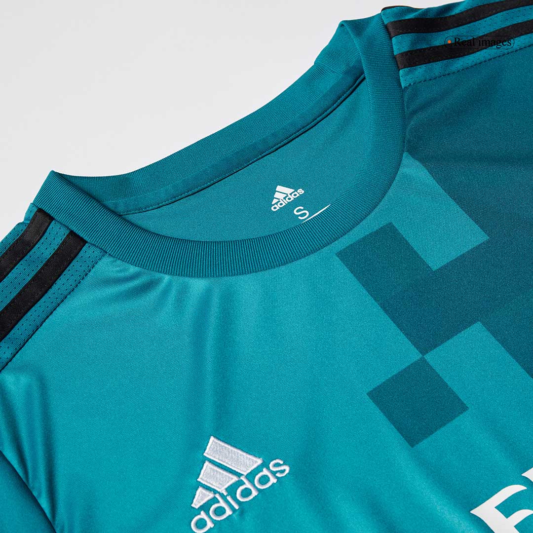 Tricouri Fotbal Vintage Real Madrid Treilea 2017/18 (mărime mare)