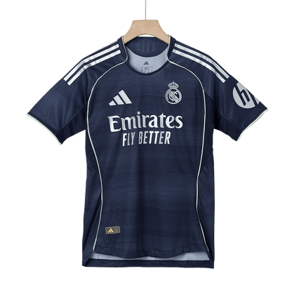 Tricouri Fotbal Real Madrid VINI JR. #7 Deplasare 2025/26 Authentic