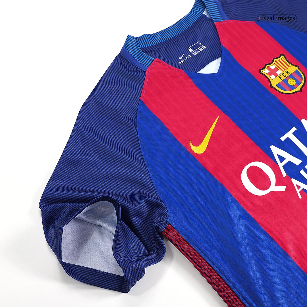 Tricouri Fotbal Vintage Barcelona Acasă 2016/17 (mărime mare)